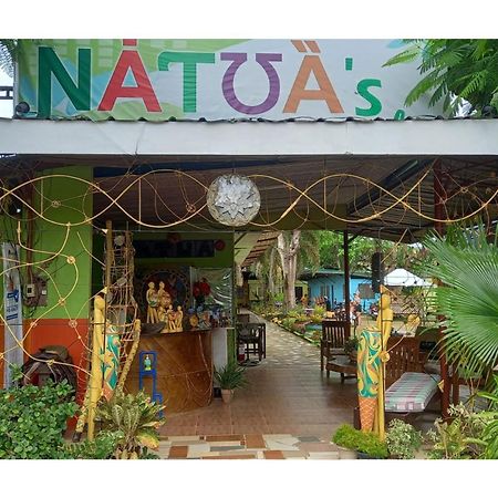 Oyo 671 Natua'S Cabin Puerto Princesa Eksteriør billede